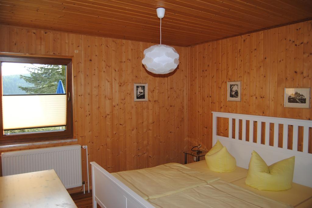 Bergpanorama Ruhla Appartement Kamer foto