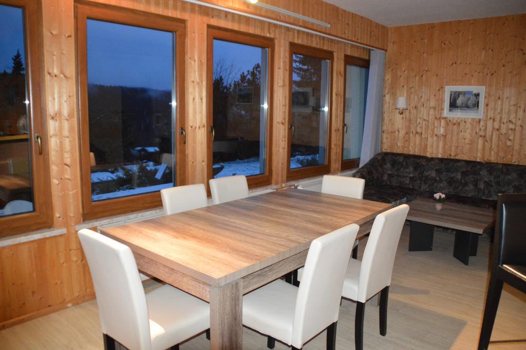 Bergpanorama Ruhla Appartement Buitenkant foto